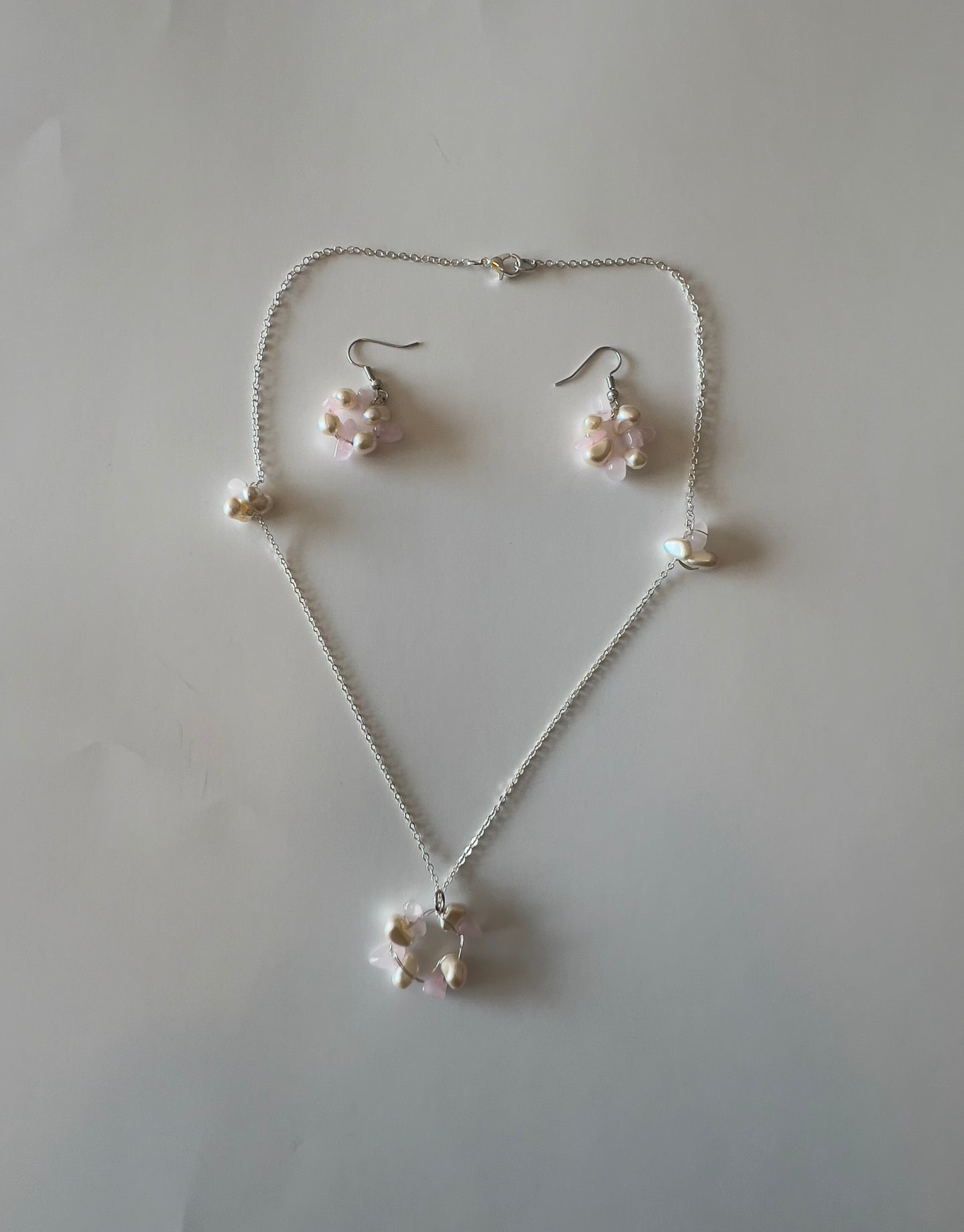 Elegant Pearl & Rose Quartz Jewelry Set