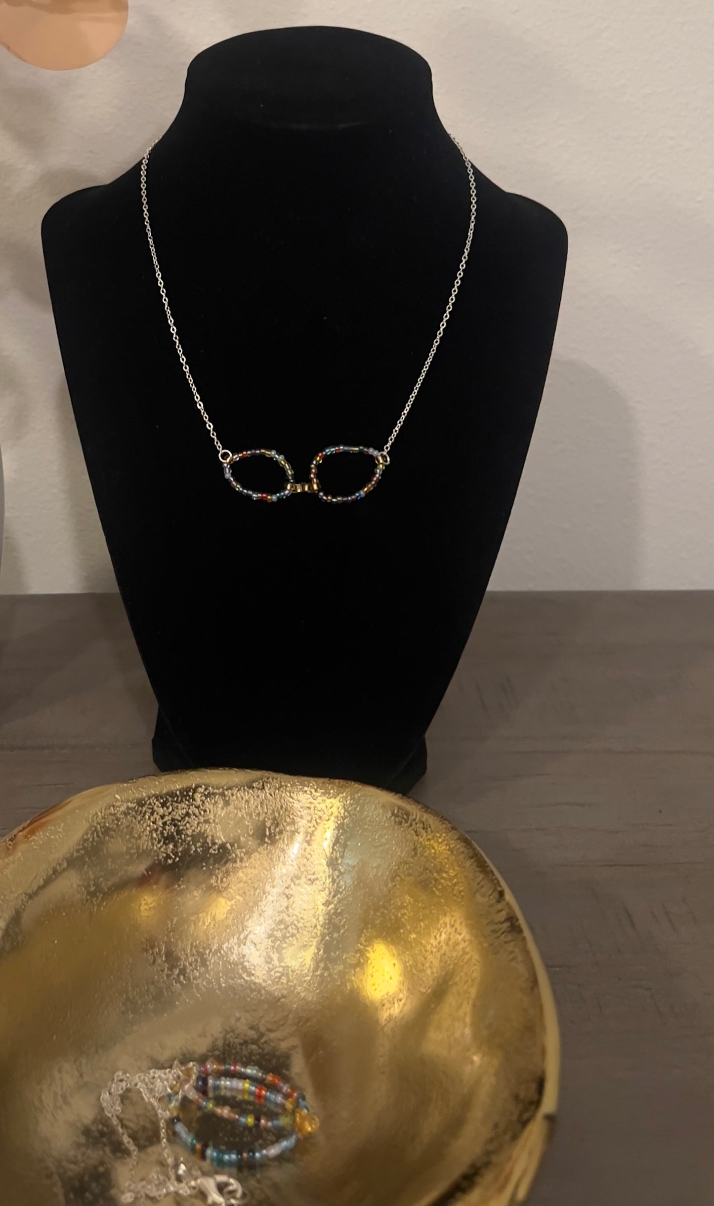 Radiant Loop Necklace