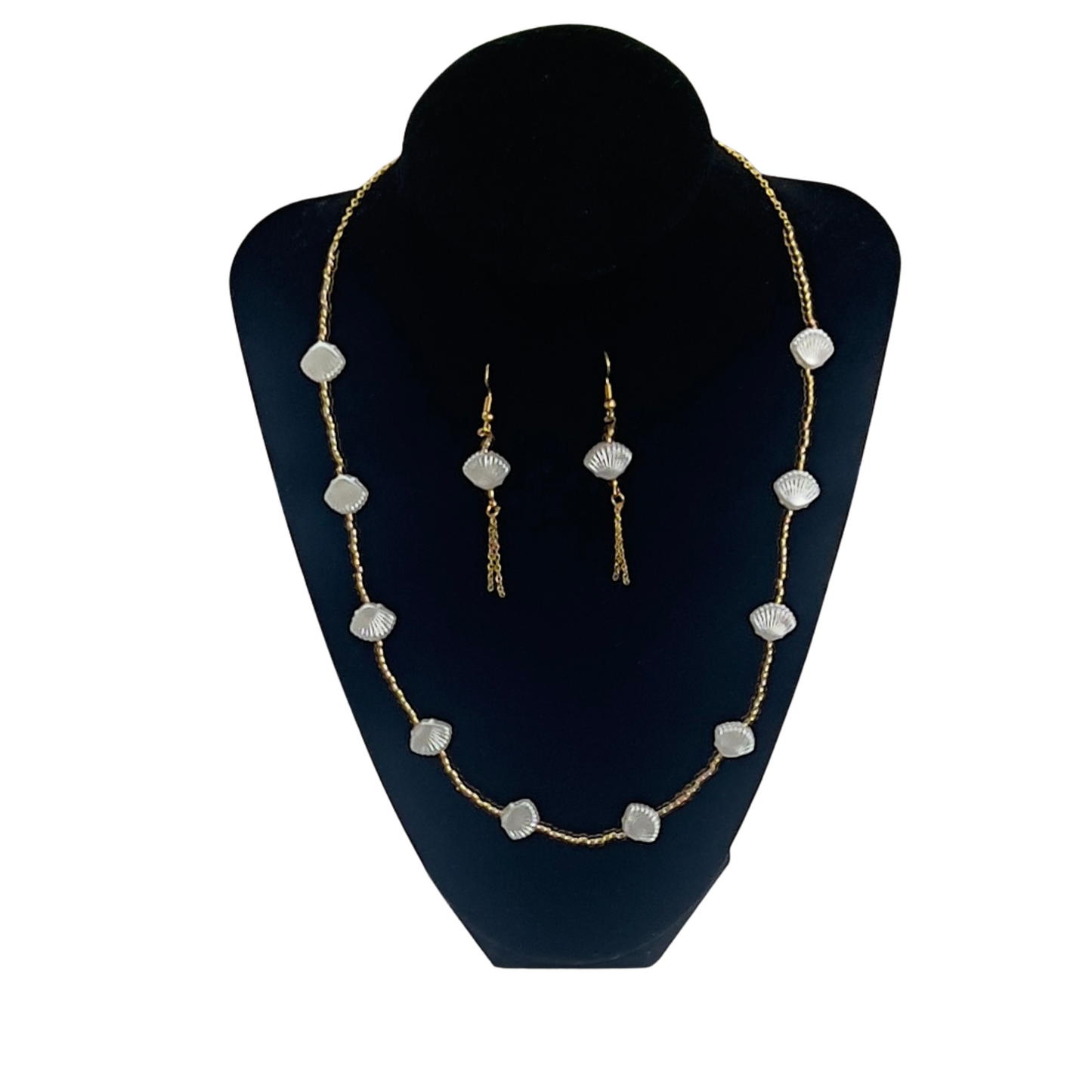Seashell Elegance Necklace & Earring Set